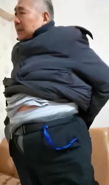 DADDY-V-7