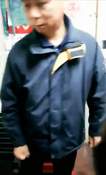 DADDY-V-44