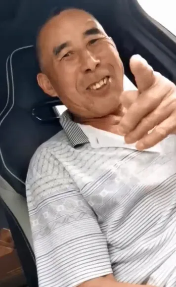 DADDY-V-61