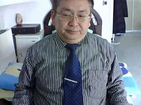 CHAT-V-244