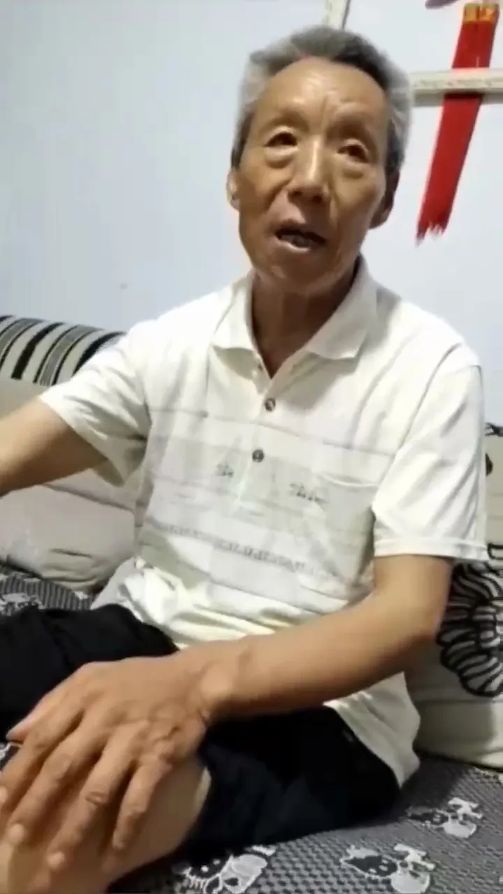 DADDY-V-118