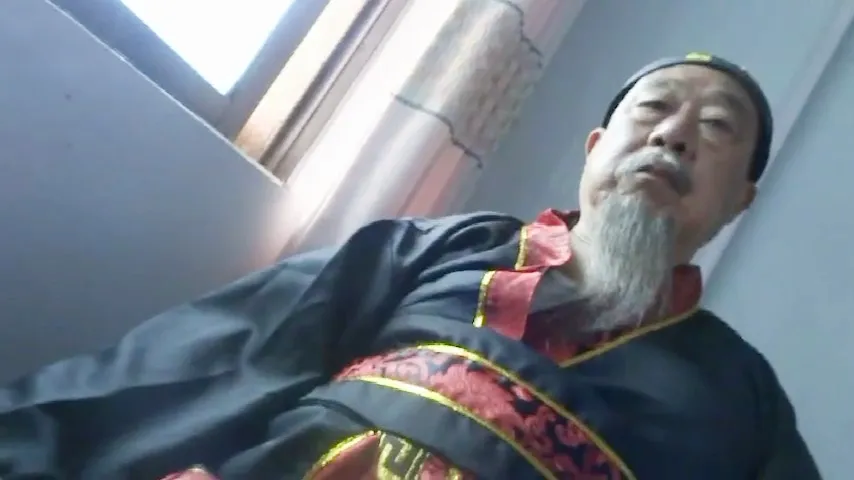 OLDMAN-V-370