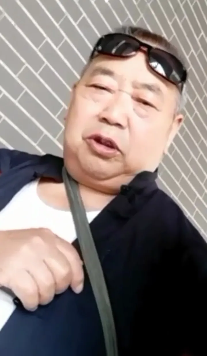 DADDY-V-148
