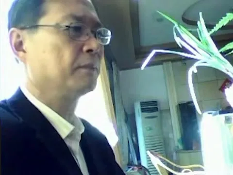 CHAT-V-512