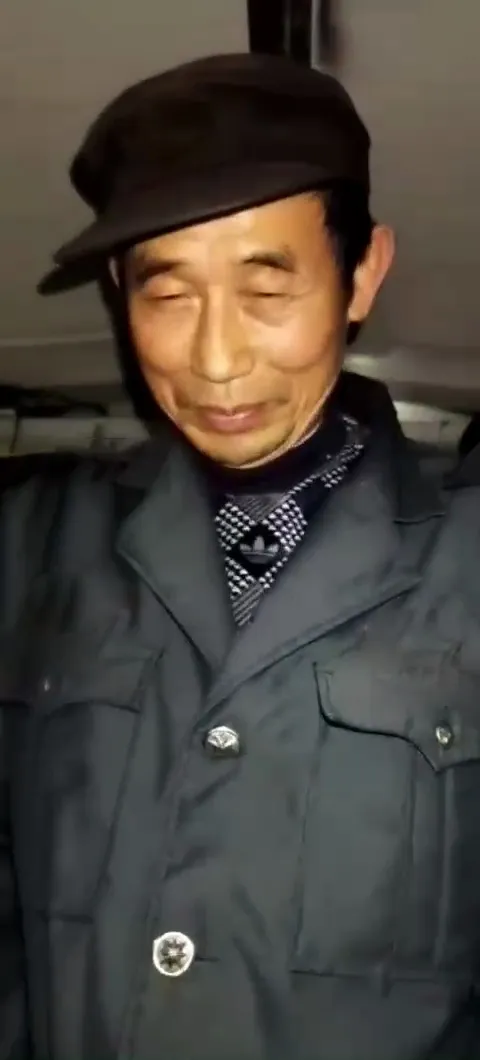DADDY-V-198