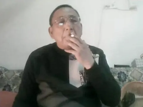 CHAT-V-716