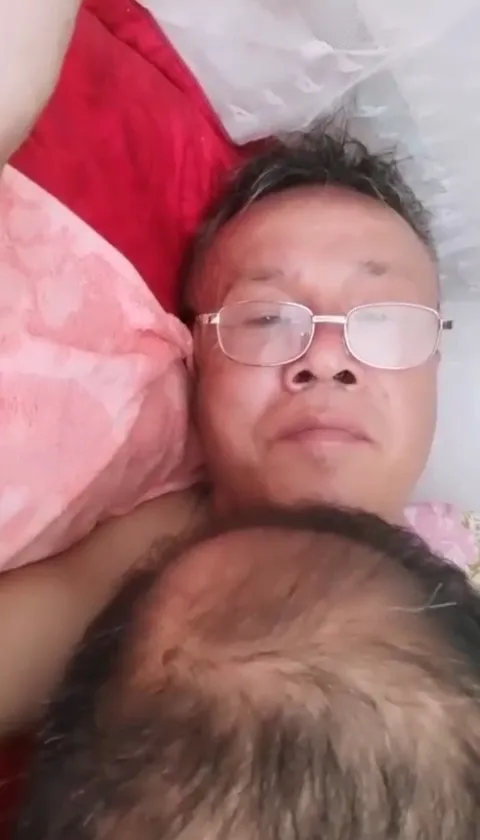 DADDY-V-223