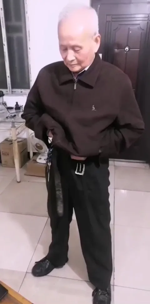 OLDMAN-V-441