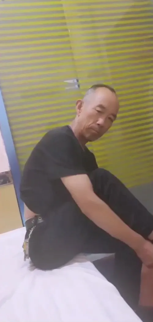 DADDY-V-238