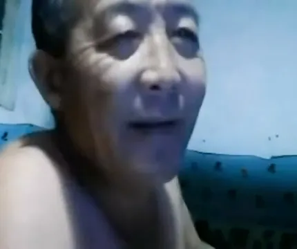 CHAT-V-823