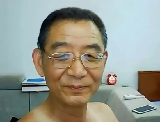 CHAT-V-840