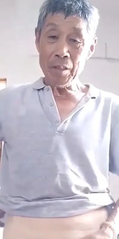 CHAT-V-1001