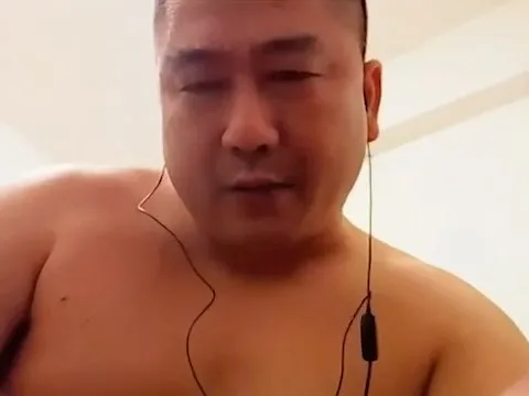 CHAT-V-946