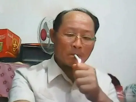 CHAT-V-990
