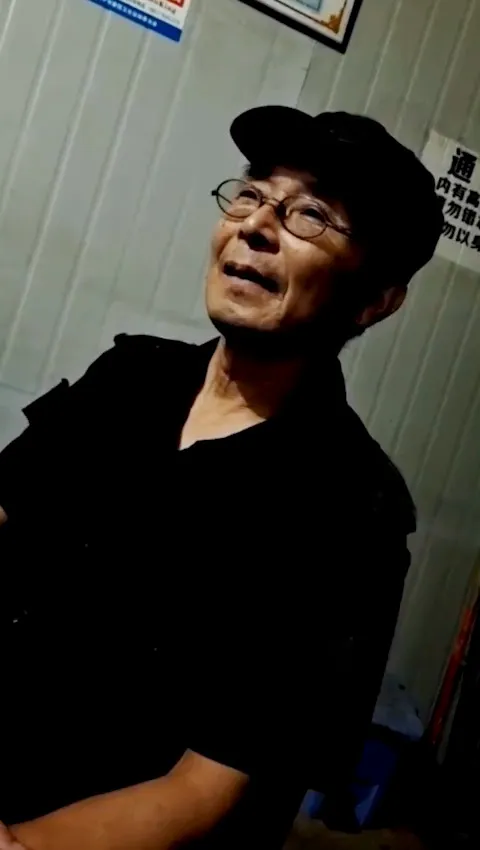 DADDY-V-389