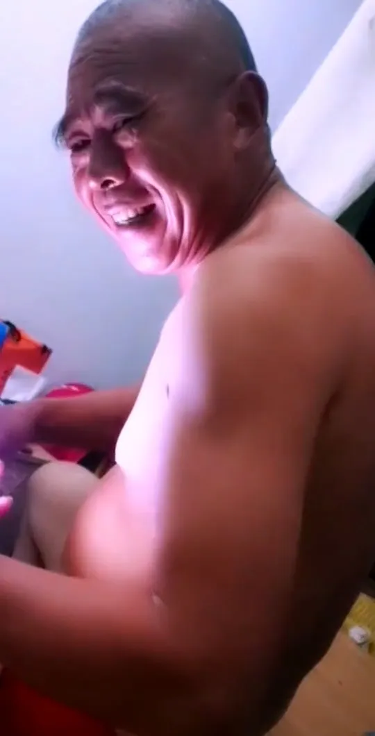 DADDY-V-448