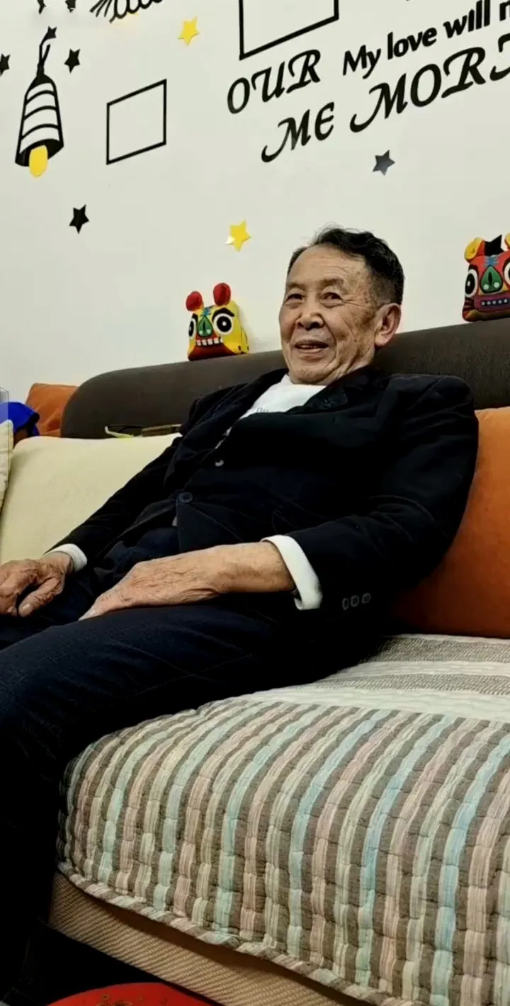 OLDMAN-V-553