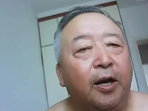 CHAT-V-1280