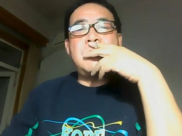 CHAT-V-1244