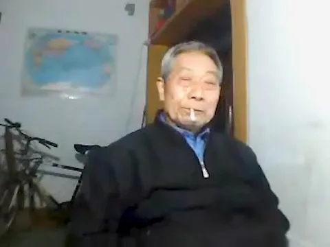 CHAT-V-1302