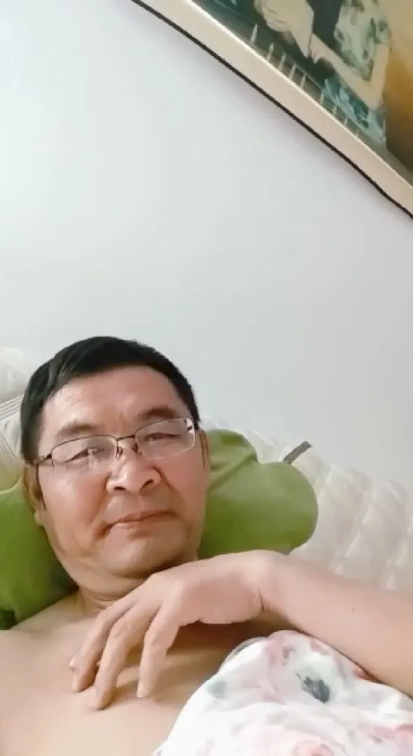 CHAT-V-1390