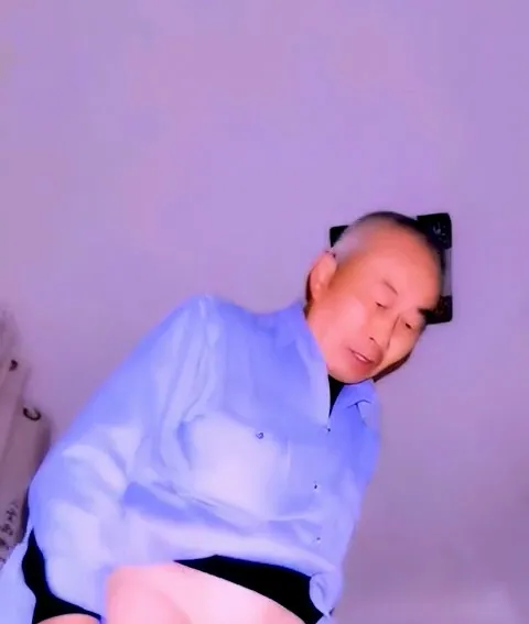 DADDY-V-588