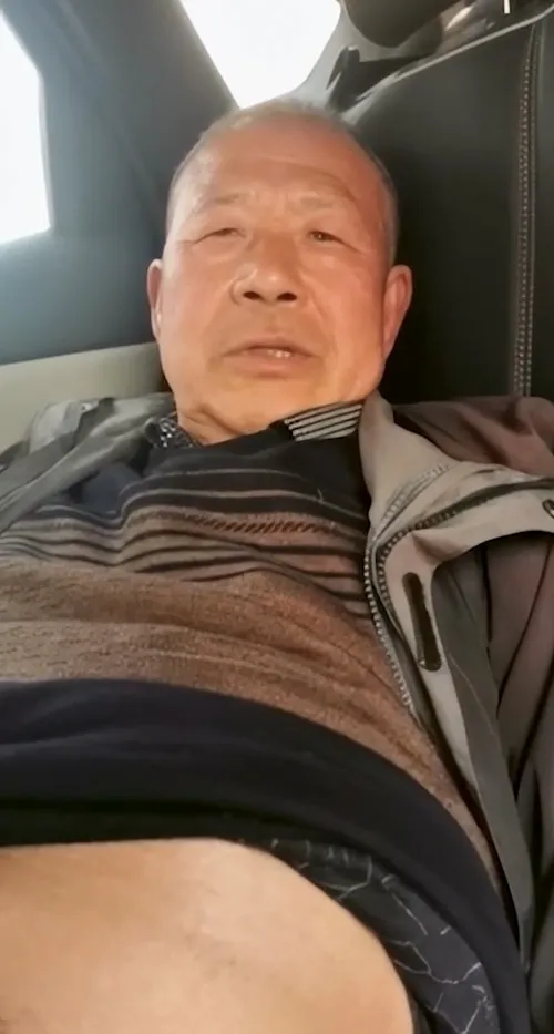 DADDY-V-602