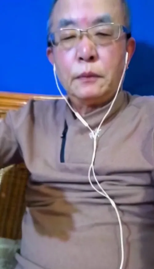 CHAT-V-1727