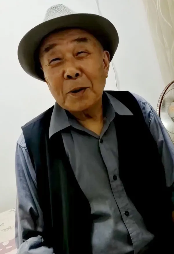 OLDMAN-V-705