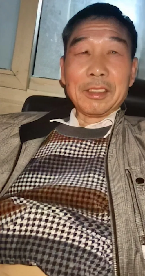 DADDY-V-679