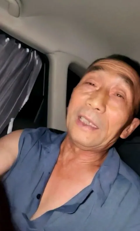DADDY-V-709