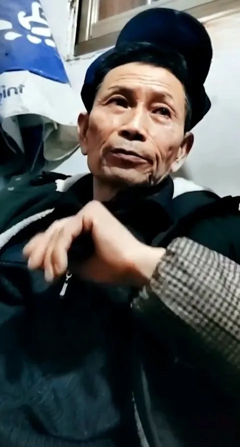 DADDY-V-751