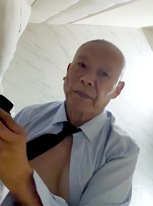 DADDY-V-745