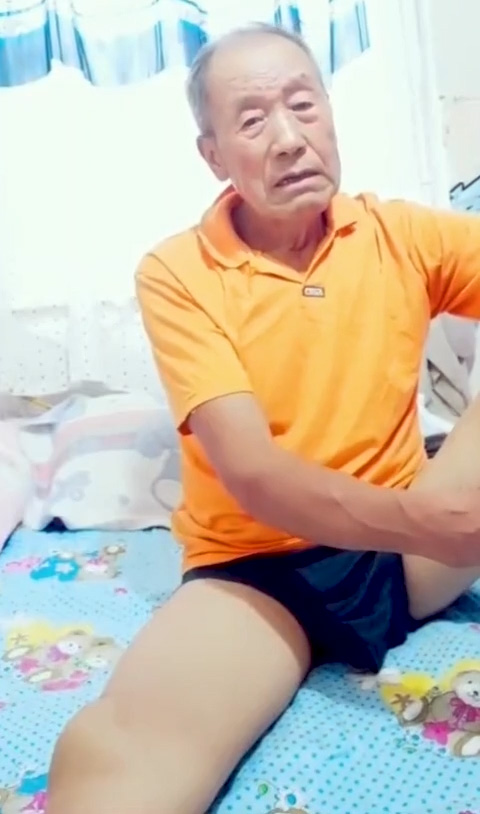 DADDY-V-795