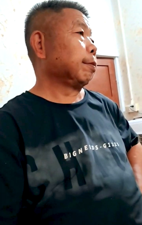 DADDY-V-835