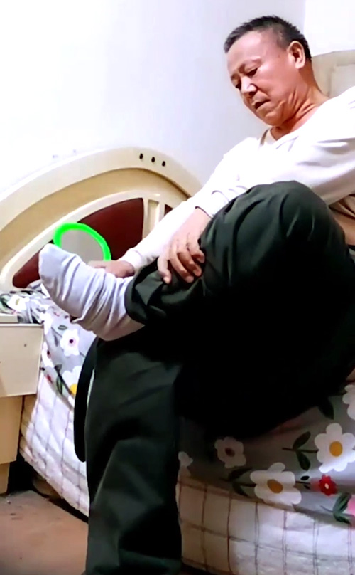 DADDY-V-868