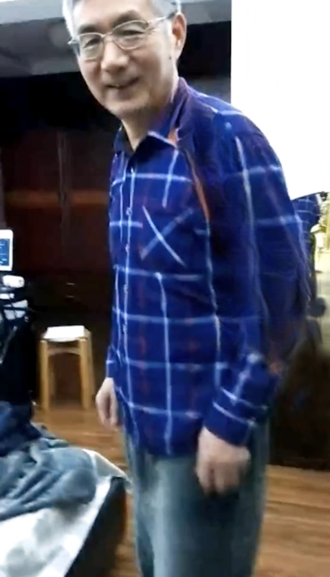 DADDY-V-891