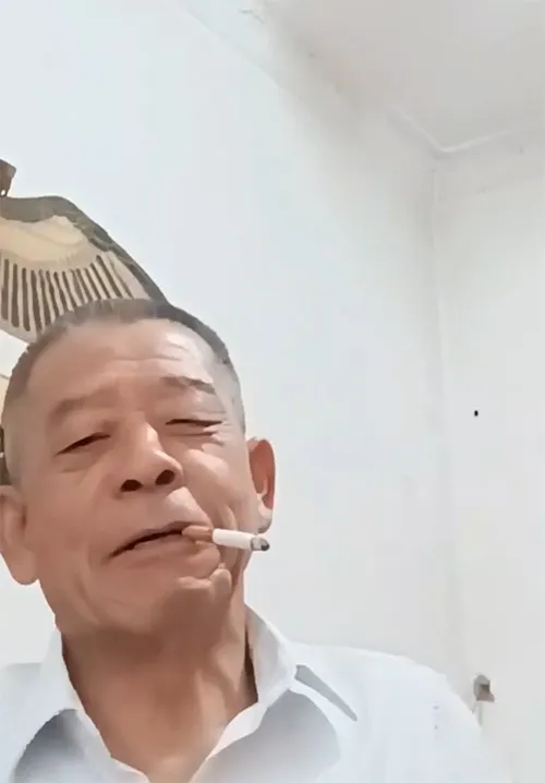CHAT-V-2415