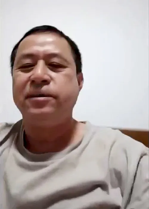 CHAT-V-2452