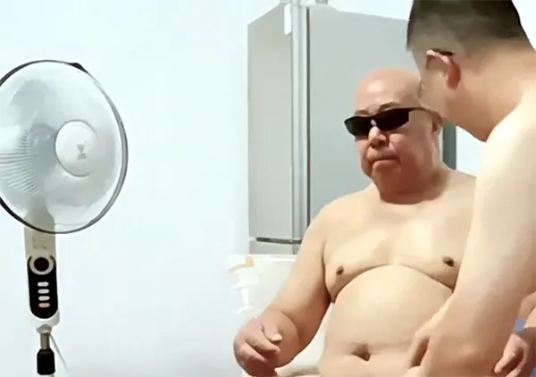 DADDY-V-956