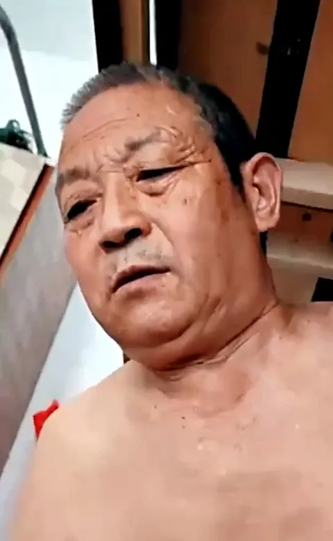 DADDY-V-1009