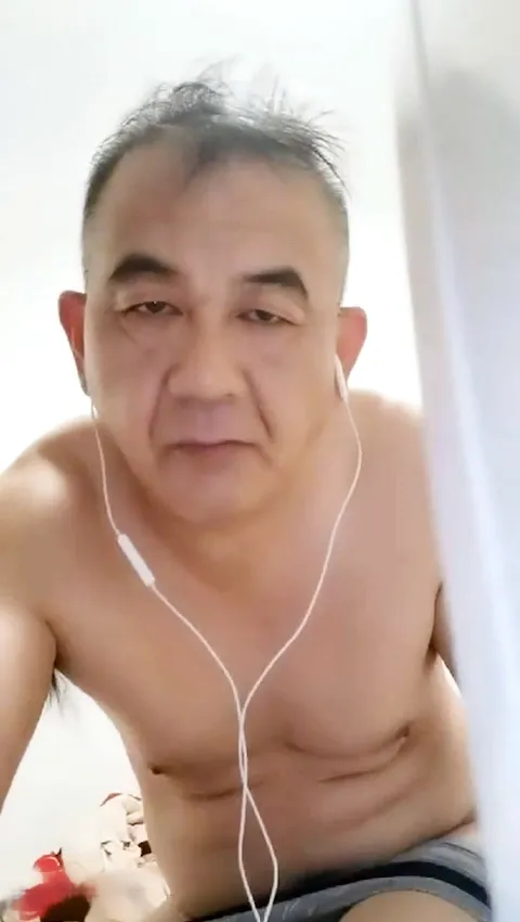 CHAT-V-2544