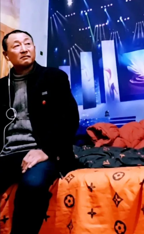 DADDY-V-1028