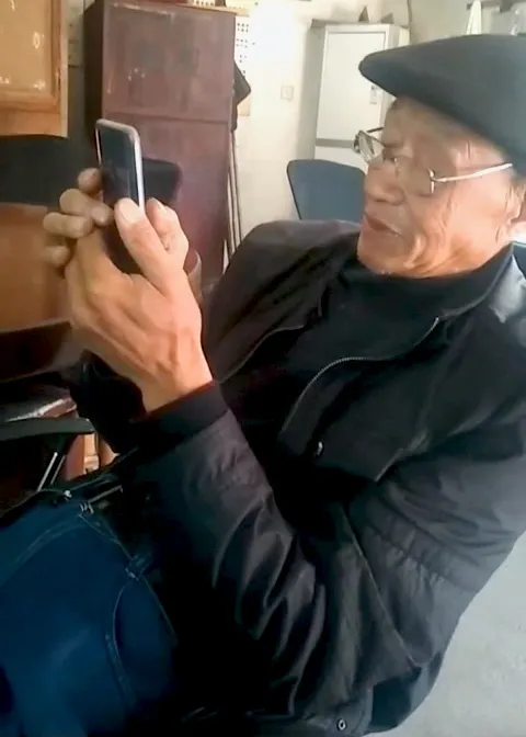 OLDMAN-V-912