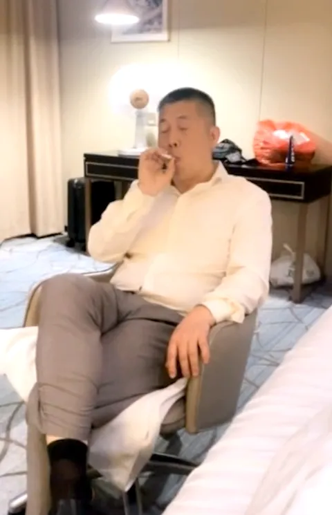DADDY-V-1106