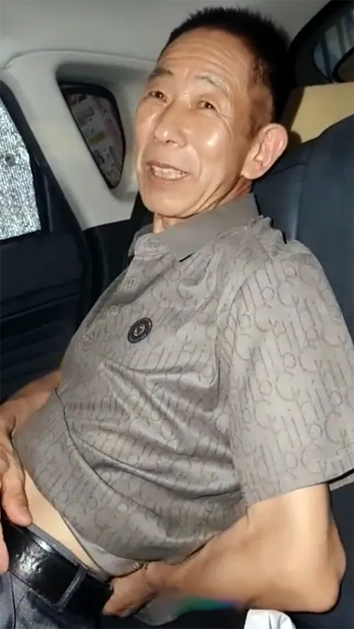 DADDY-V-1152